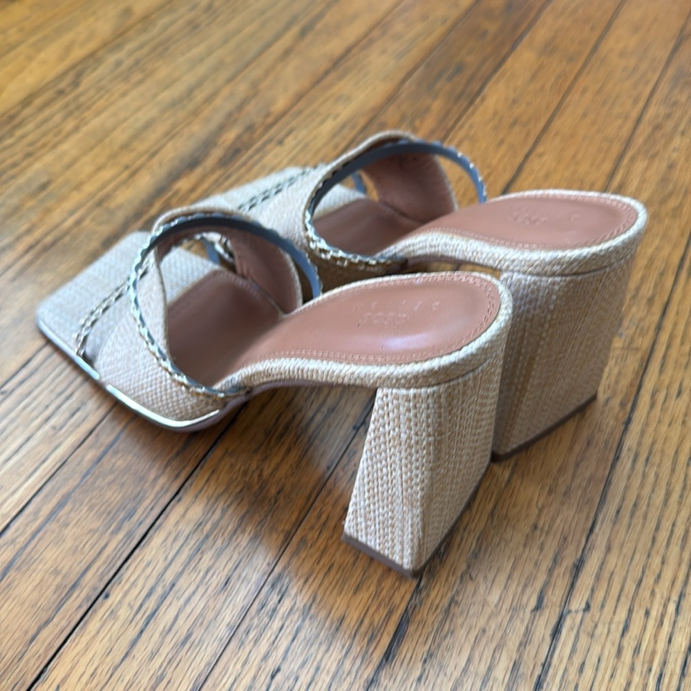 ASOS Heals - Picture 2 of 10